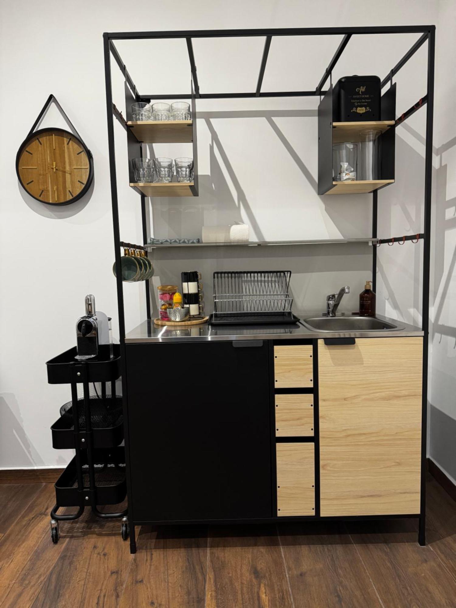 La Apartment *